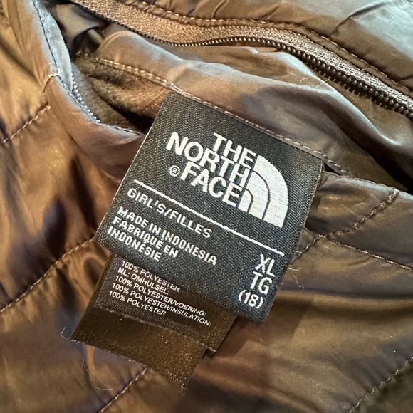 The north face reversible, winter coat, size XL - Picture 2 of 4